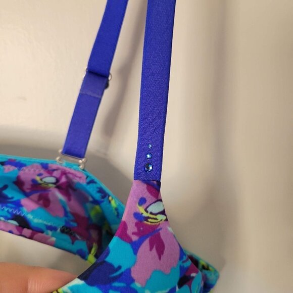 Victoria's Secret Biofit Push-Up Bra - Picture 2 of 6